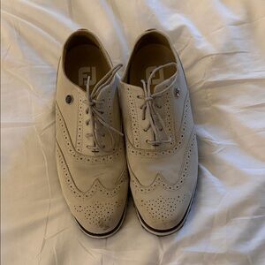FootJoy Women’s Beige Wingtip Oxford Golf Shoes